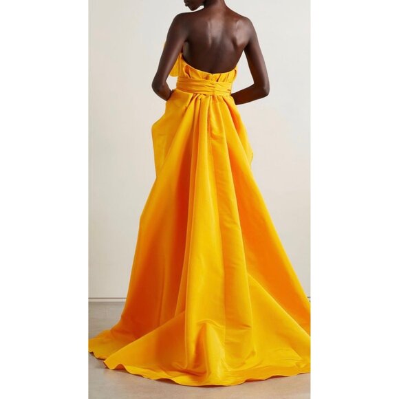 Carolina Herrera Fan Pleat Column Gown - Picture 4 of 9